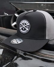Gorra Trucker -Vicera Negra
